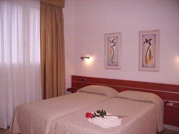 Hotel Delfina Signa Exterior photo